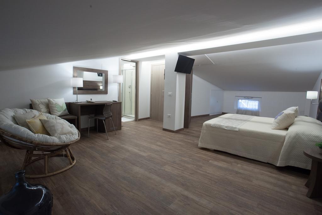 Magnifica Luxury Suites อัสซิซี ภายนอก รูปภาพ